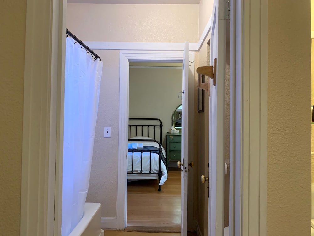 Family Room, 2 Bedrooms photo 2