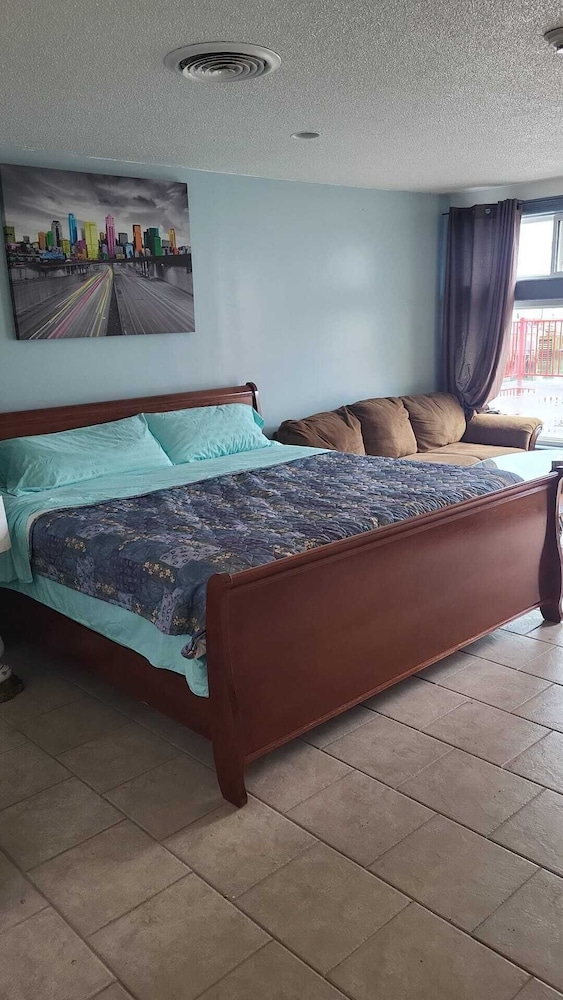 Signature Room