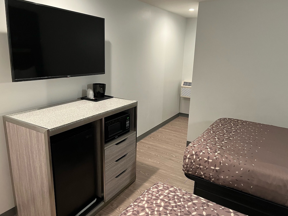 Standard Room, 2 Double Beds