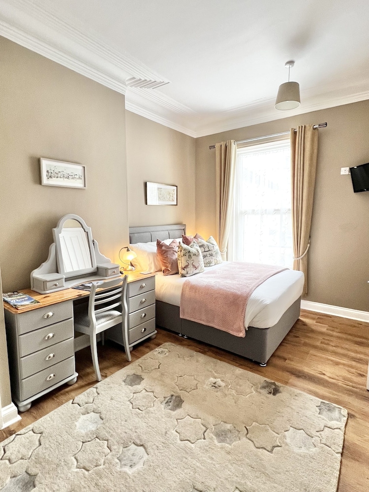 Suite, Ensuite (Guest Bed Option ) photo 1