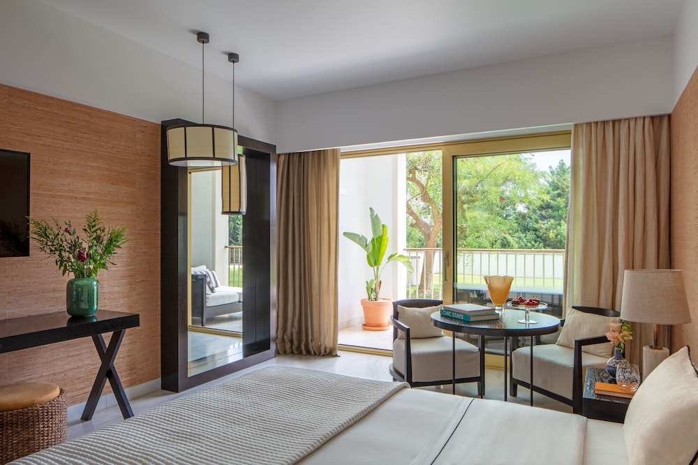 Deluxe Room (Family)