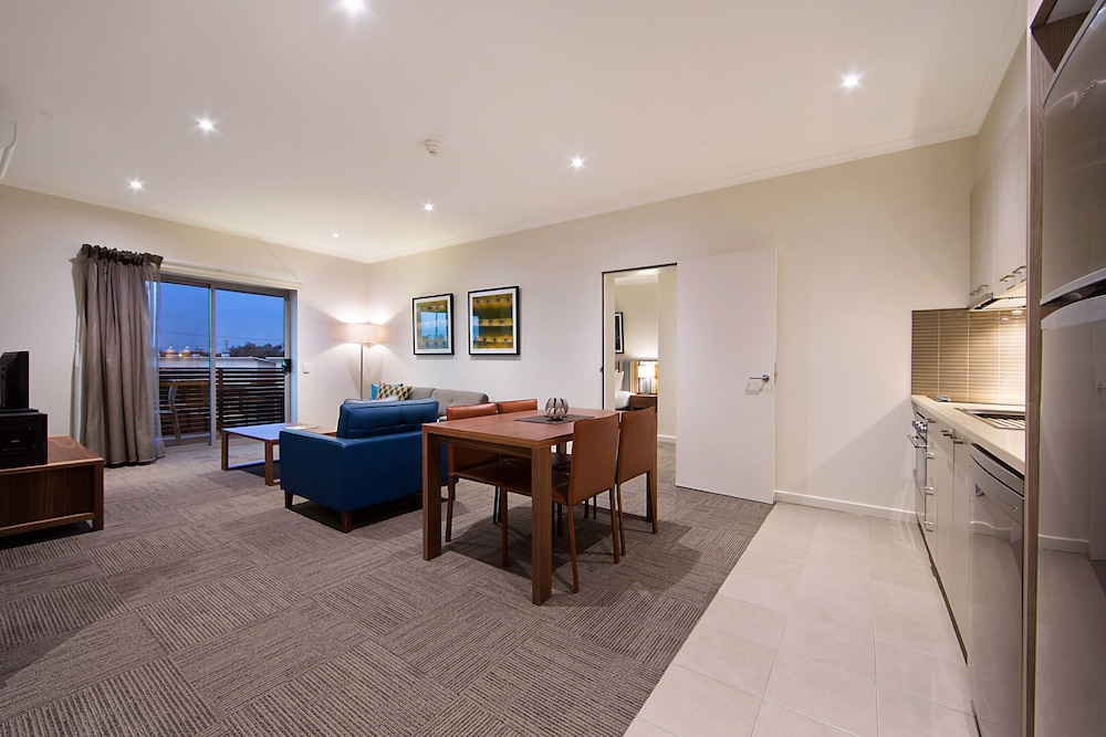 Three Bedroom Residence photo 2