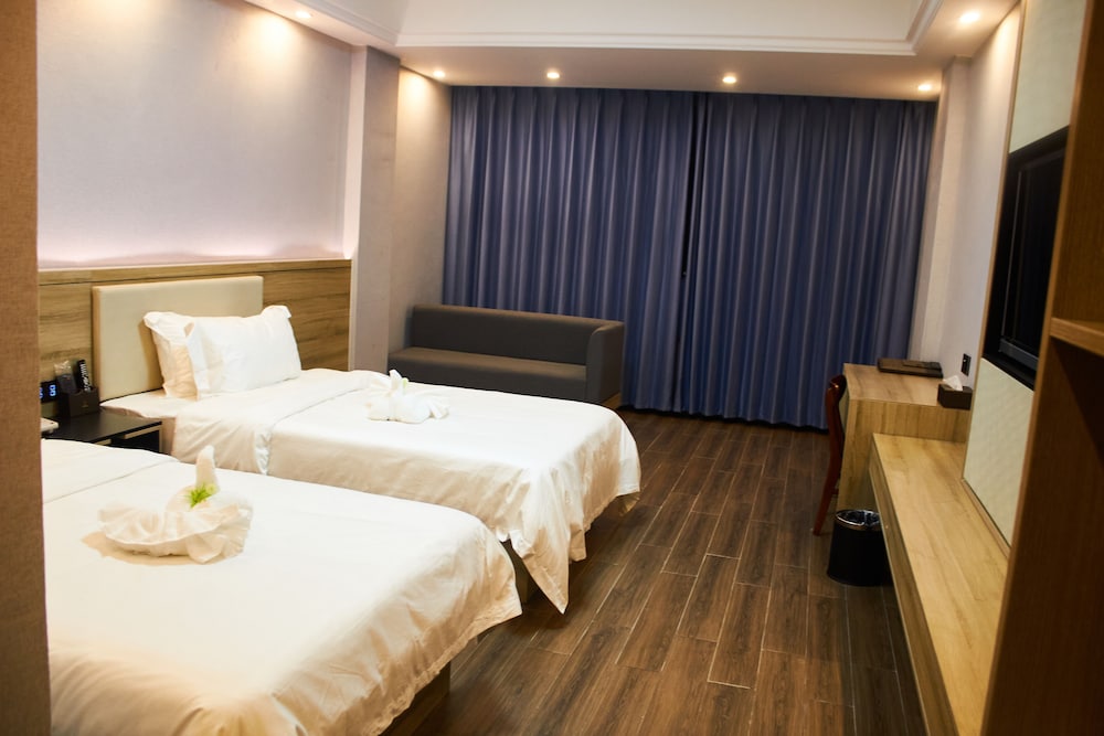 Deluxe Double or Twin Room photo 1