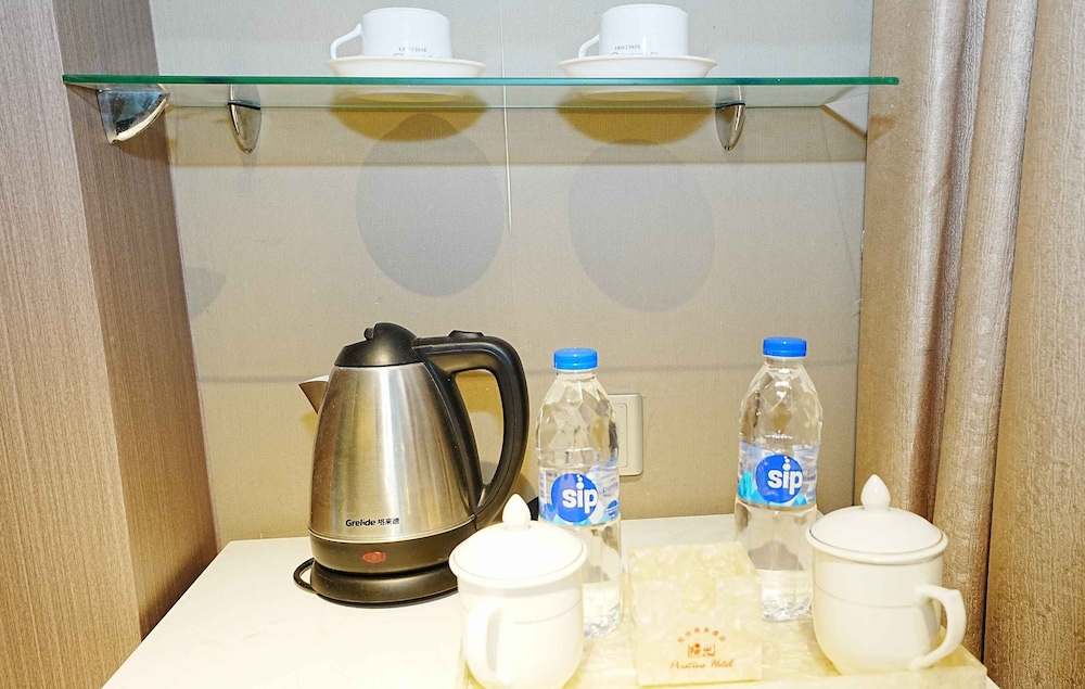 Suite (Free Breakfast) - Photo 12