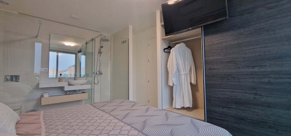 Deluxe Apartment - Photo 3