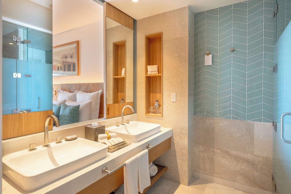 Deluxe Suite Ocean View Dbl - Photo 5