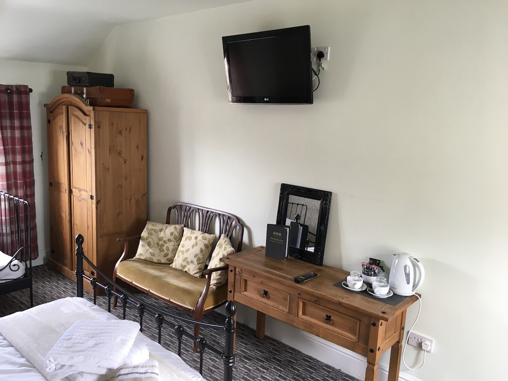 Suite, Ensuite photo 3