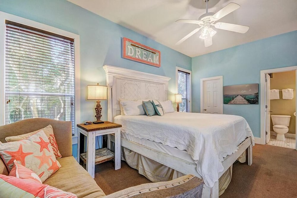 House, 3 Bedrooms, Ocean View, Sea Facing