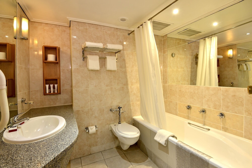 Standard Room, 2 Twin Beds, City View