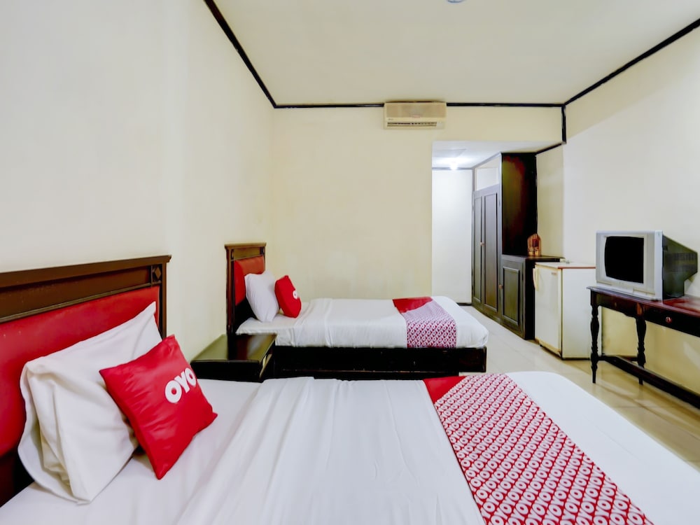 Deluxe Twin Room photo 2