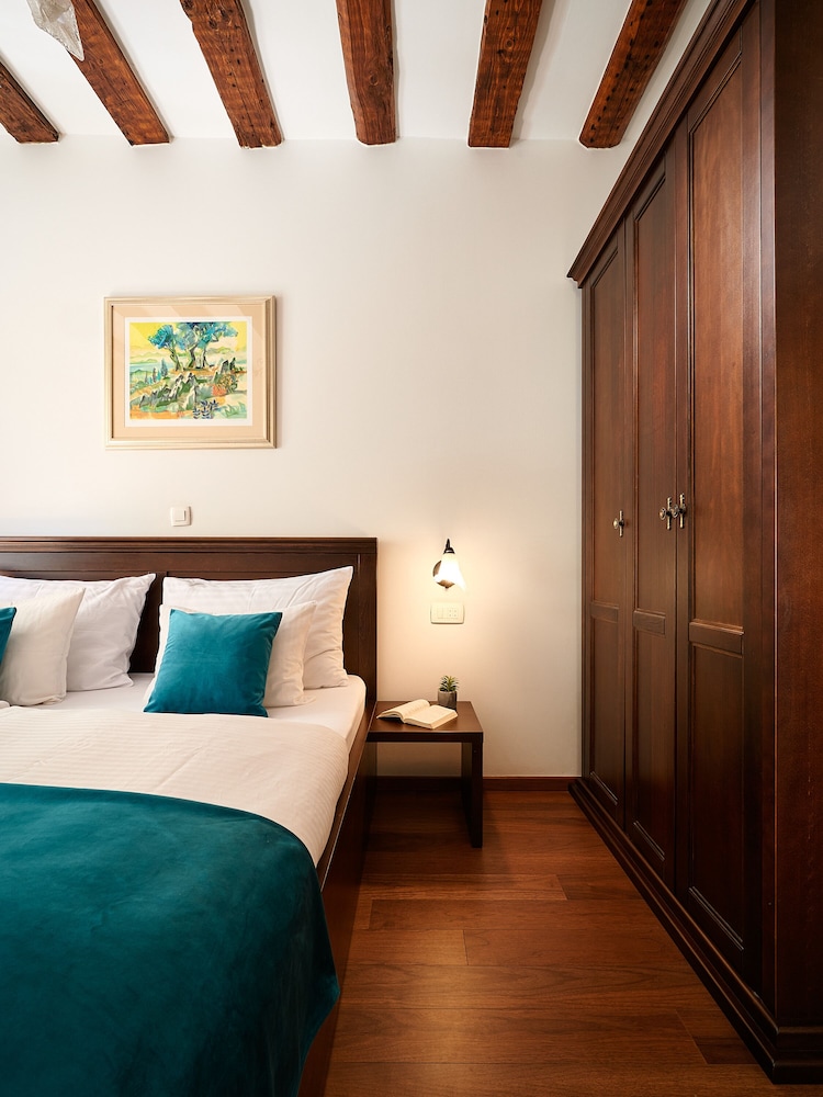 Standard Double Room - Photo 3