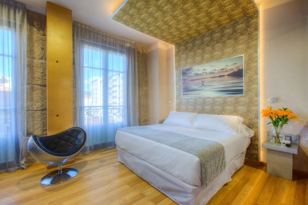 Standard Room - Photo 1
