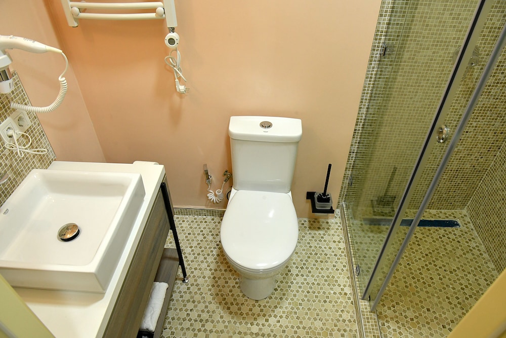 Standard Single Room - Photo 3