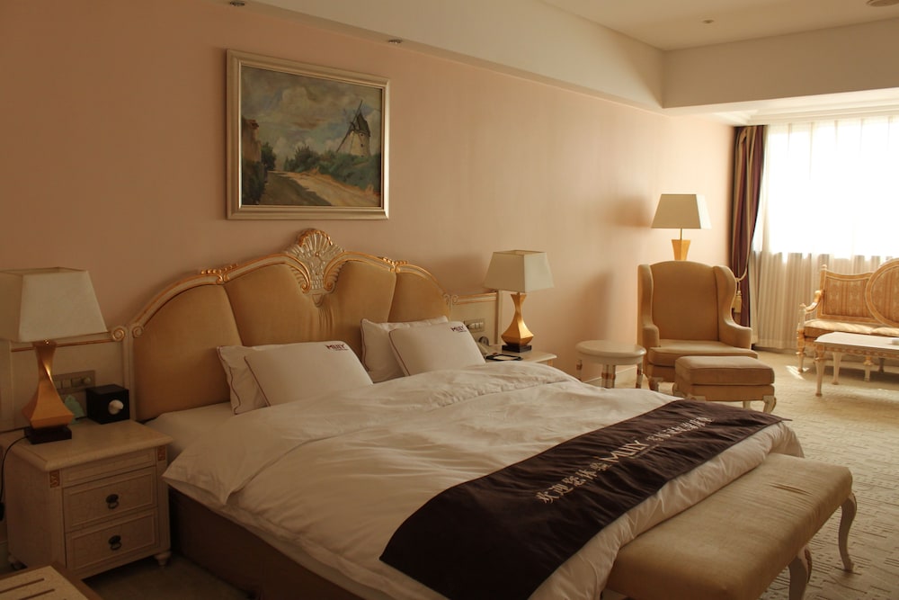 Executive Room - Photo 3
