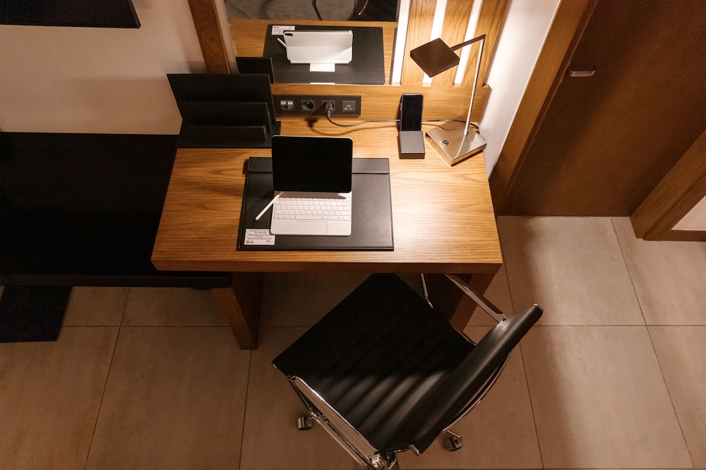 Premium Suite