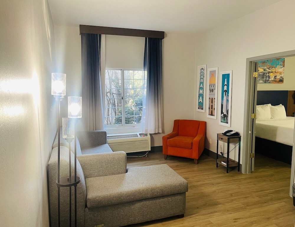 Suite, 1 Bedroom, Non Smoking - Photo 2