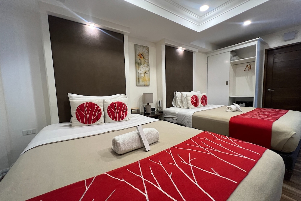 Deluxe Room - Photo 10