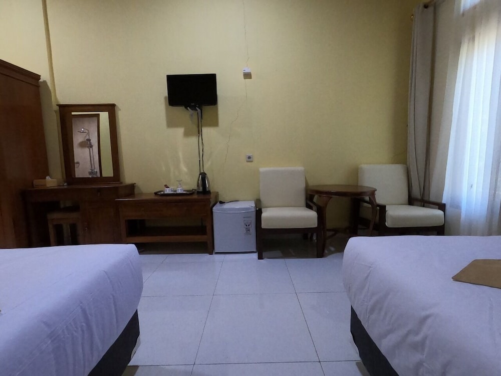 Deluxe Twin Room photo 2