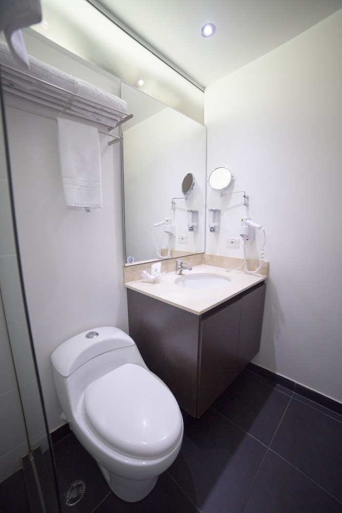 Standard Double Room - Photo 4