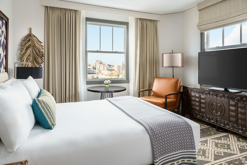 Room, 1 Queen Bed, City View - Photo 1