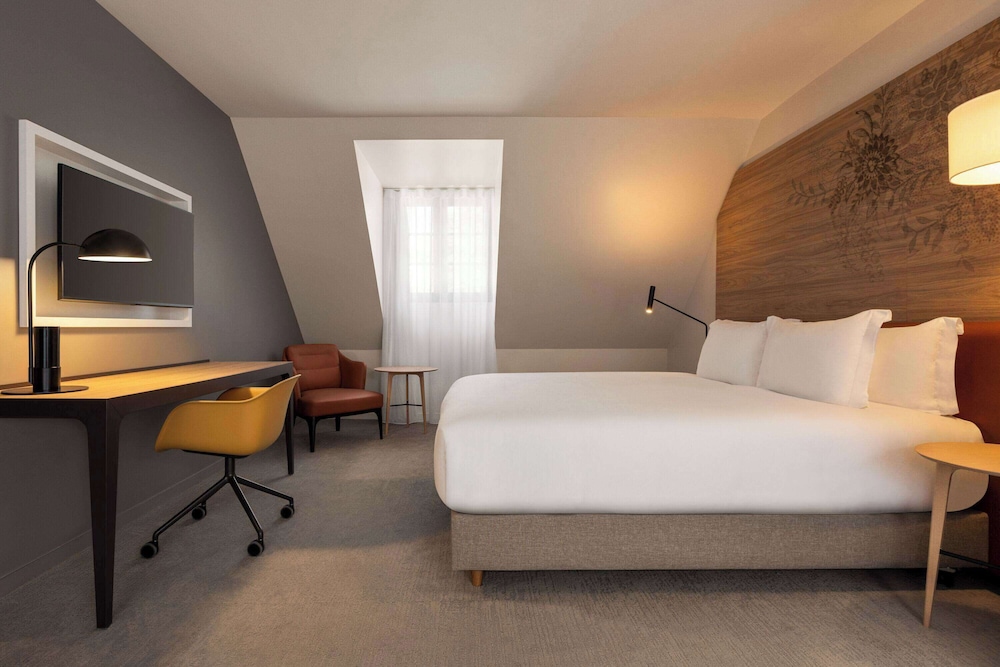Superior Room, 1 Queen Bed - Photo 7