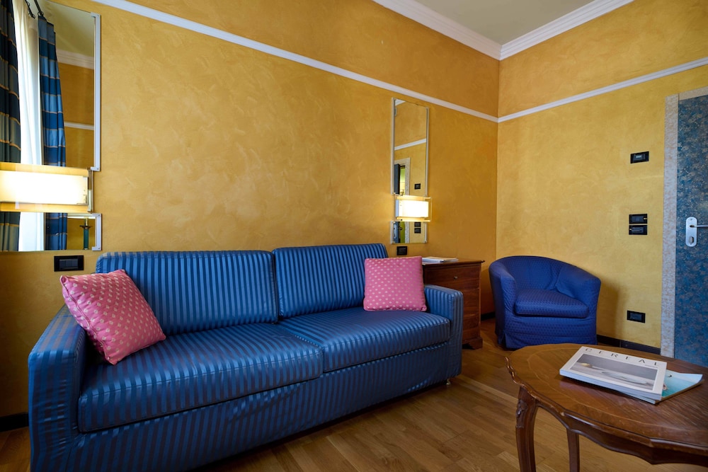 Superior Room - Photo 5