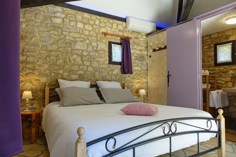 Double Room (La Borie) photo 1