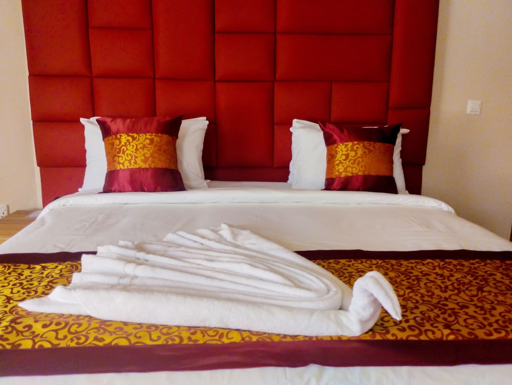 Executive Room - Photo 1