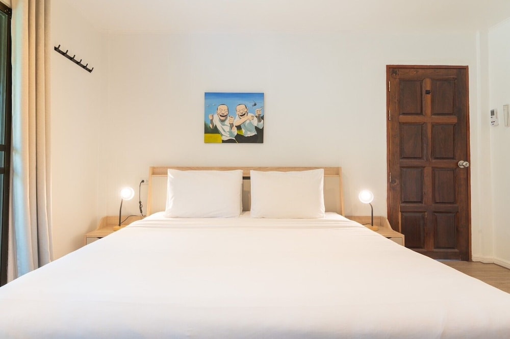 One Bedroom Junior Suite photo 2