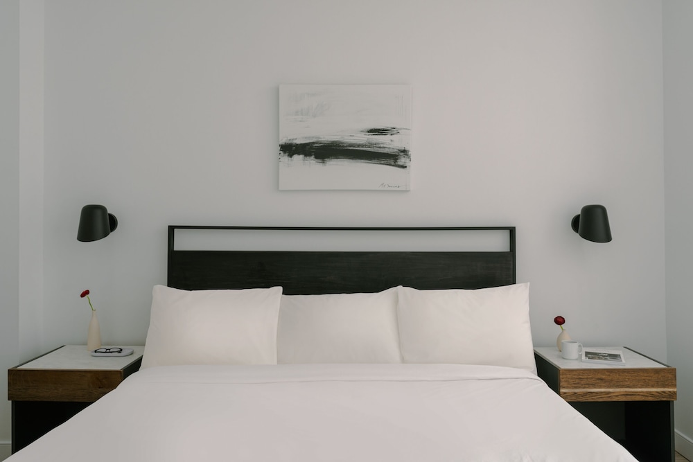 Superior Studio, 1 King Bed