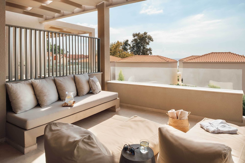 Premium Studio Suite, Hot Tub (Outdoor Jacuzzi) photo 2