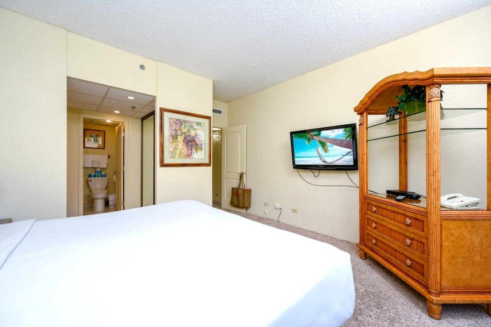 Condo (2 Bedrooms) photo 1