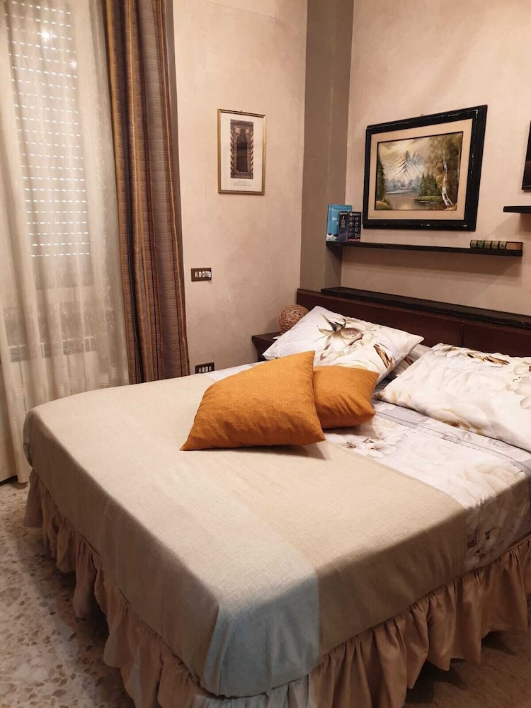 Comfort Double Room, 1 Queen Bed, Private Bathroom, Mezzanine photo 1