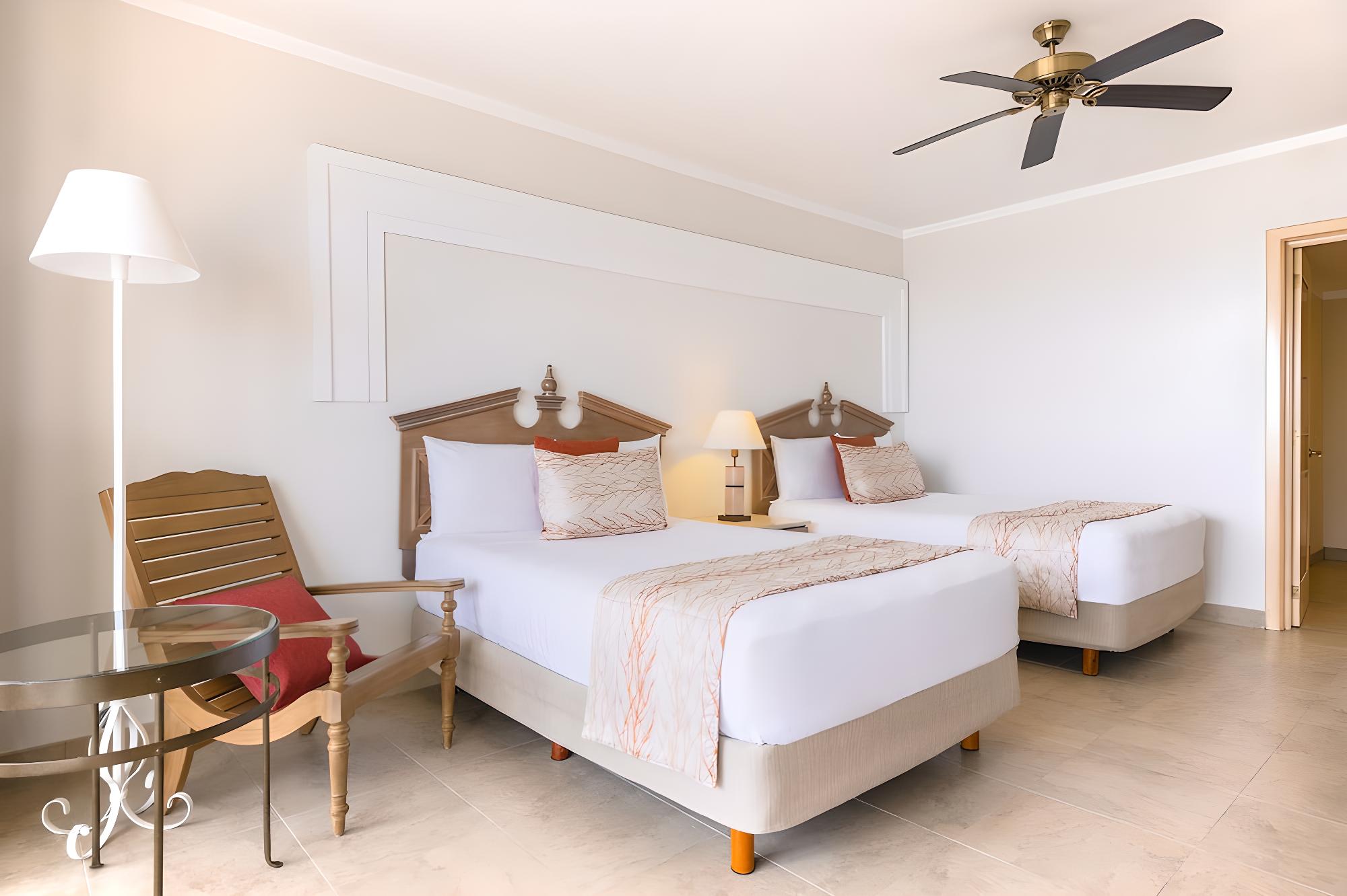 Premium Room, Partial Sea View photo 2