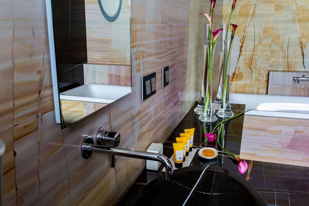 Presidential Suite photo 3