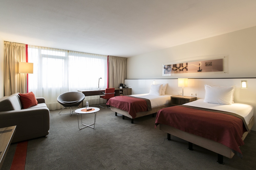 Suite, Multiple Beds - Photo 1