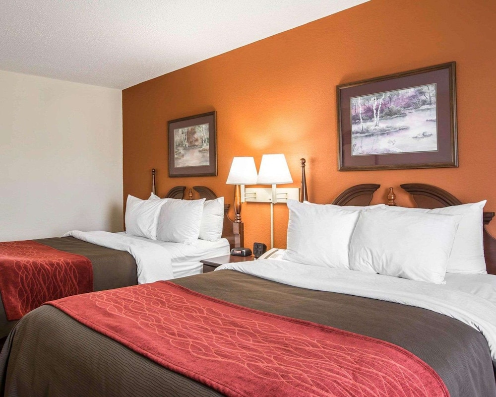 Family Suite, 2 Queen Beds, Non Smoking photo 1