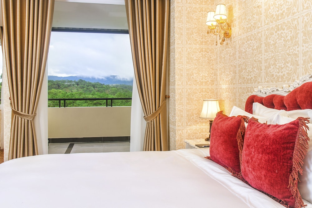 Presidential Suite