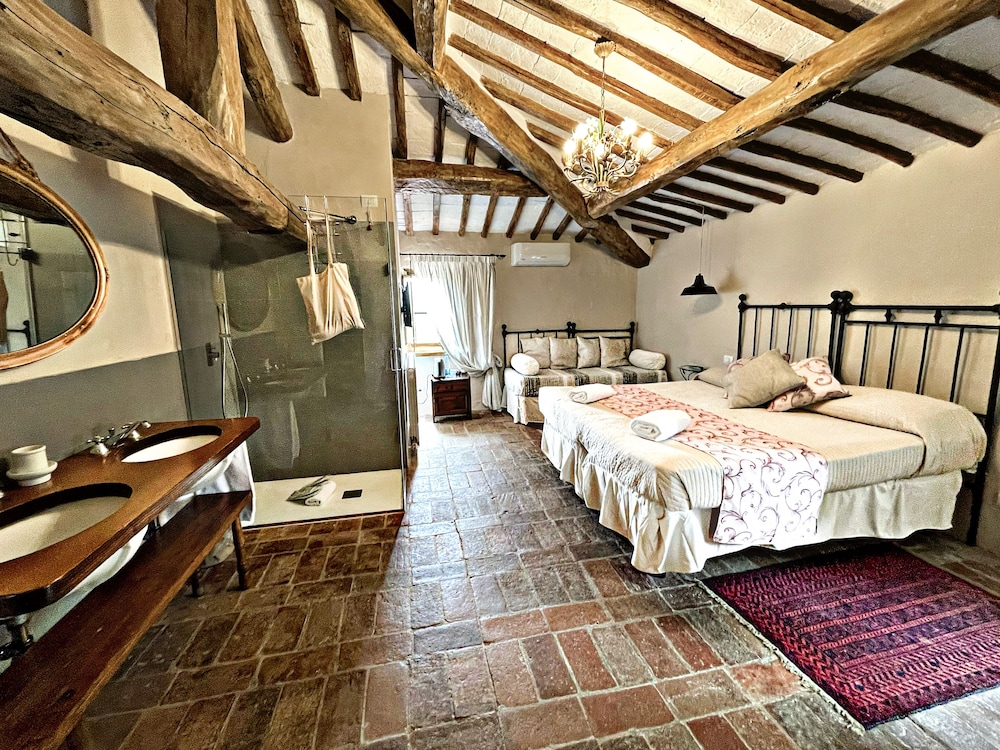 Borgo Superior - Photo 1