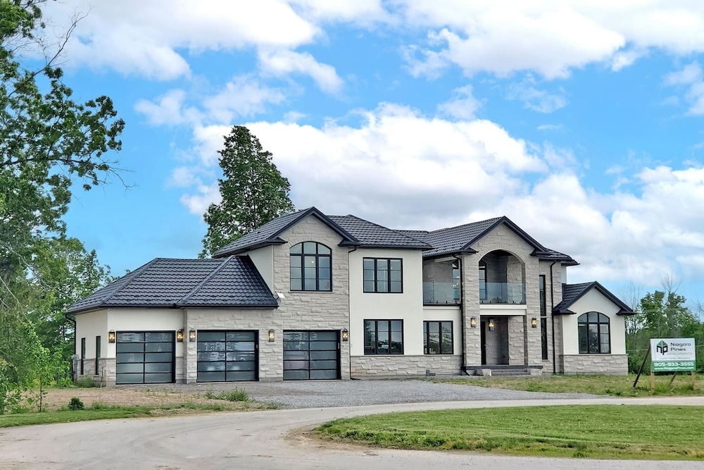 Villa photo 3