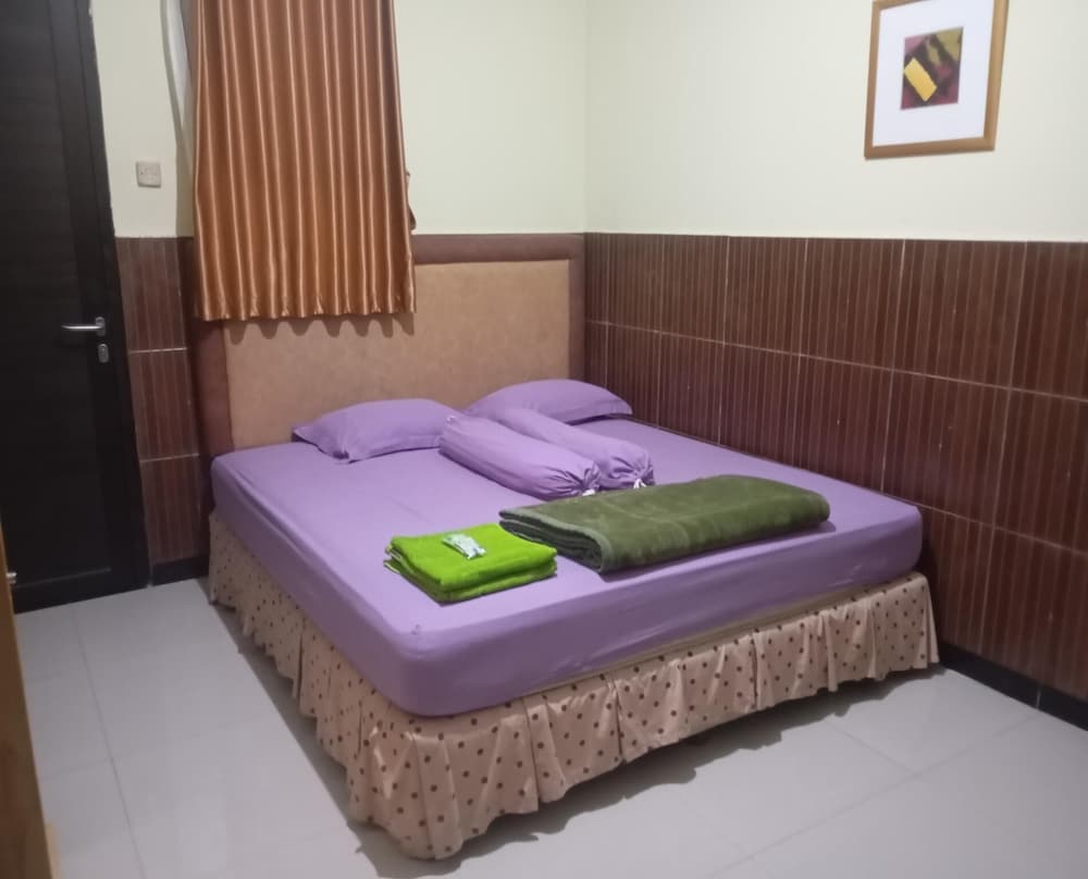 Basic Double Room