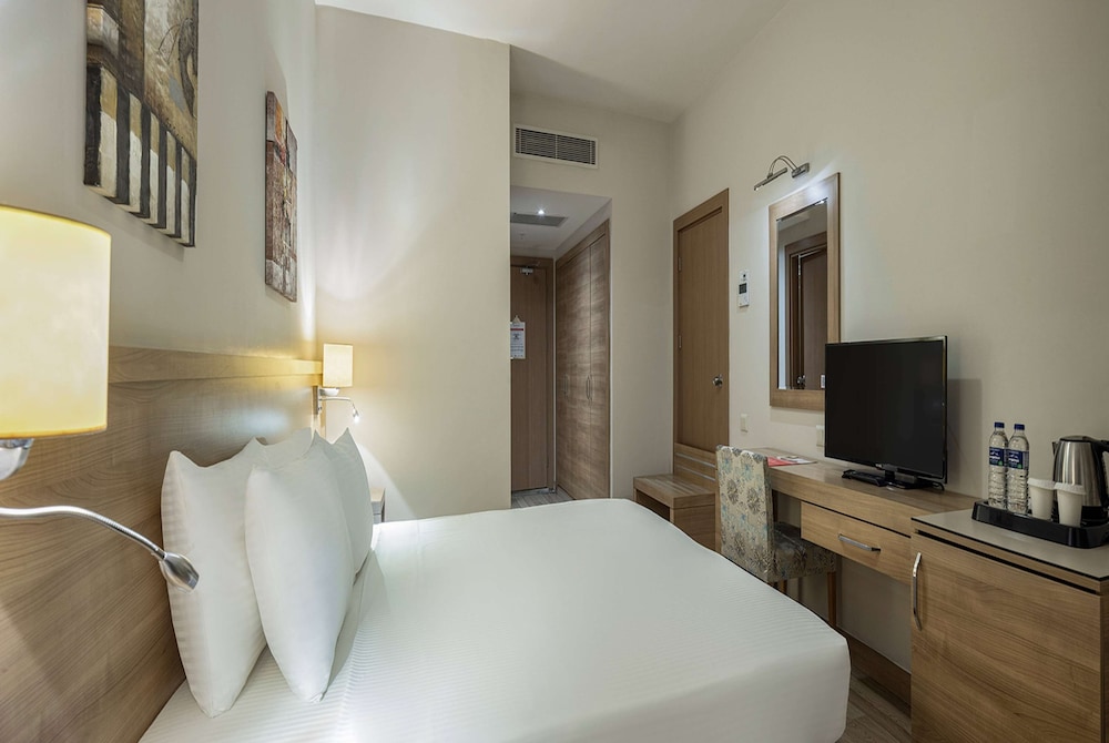 Standard Room photo 3