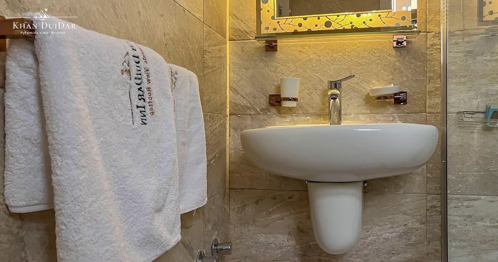 Superior Double or Twin Room, City View - Photo 12