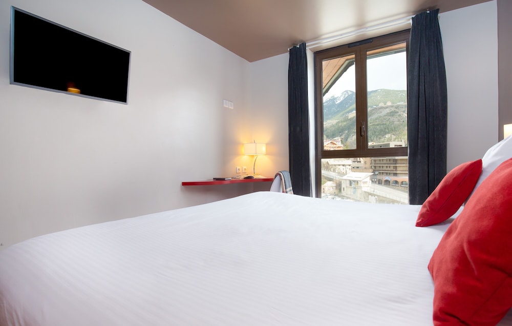 Superior Double Room, Resort View - Photo 12