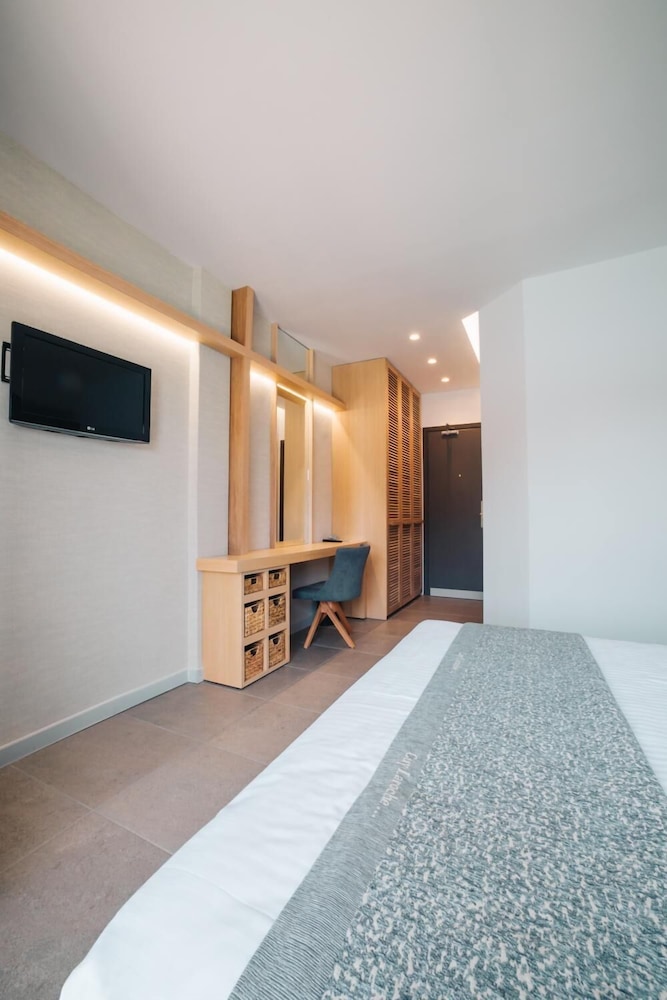 Double Room, Mountain View - Photo 12