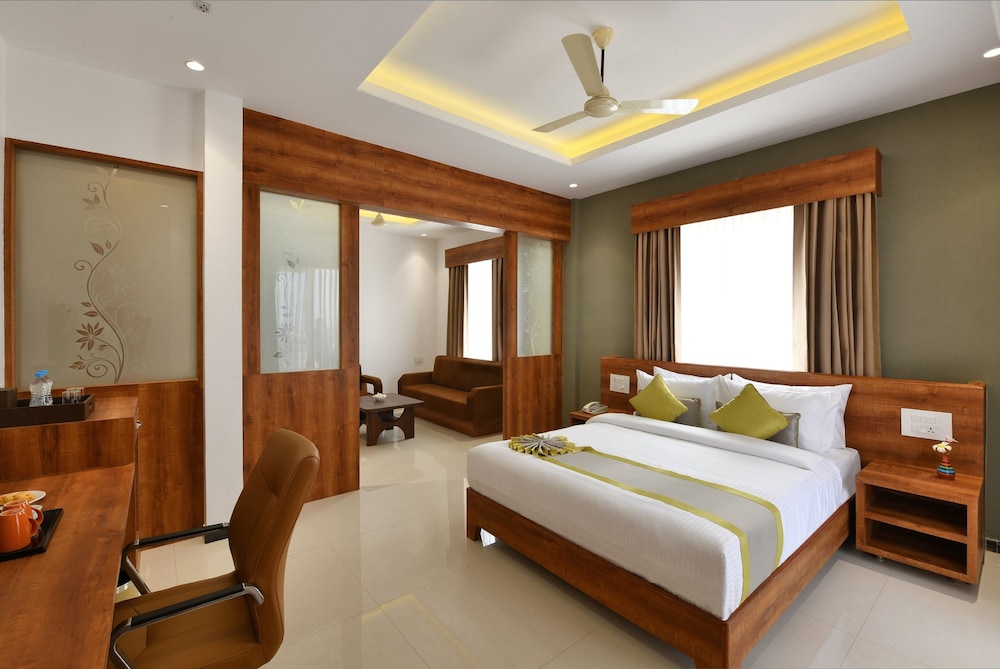 Executive Studio Suite