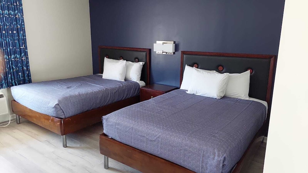 Deluxe Double Room, 2 Double Beds, Non Smoking photo 3