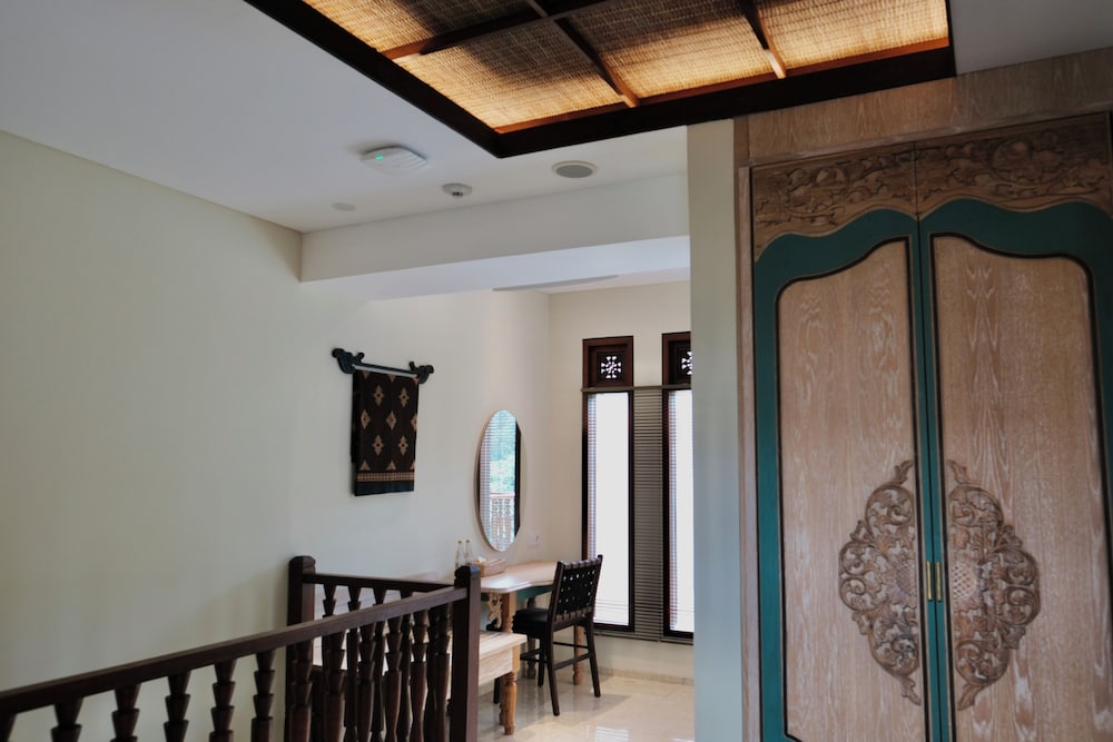 Ekapatni Pool Villas - Photo 2