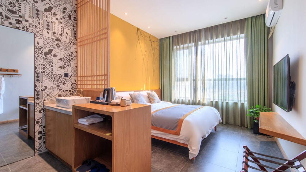 Elite Double Room, Non Smoking photo 3