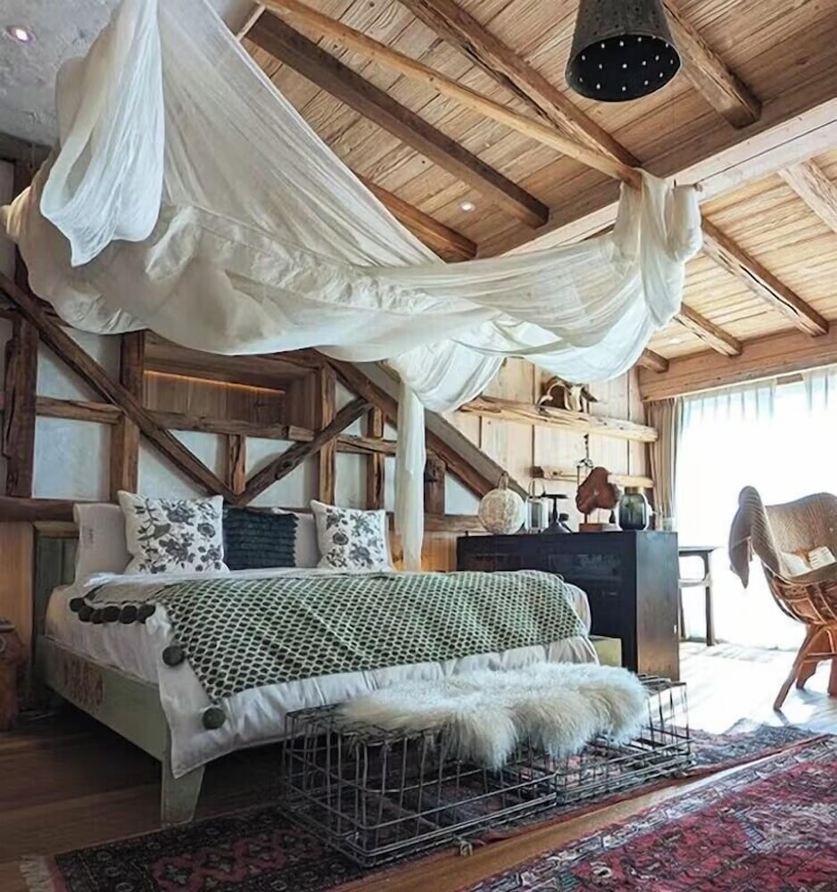 Grand Room - Photo 1